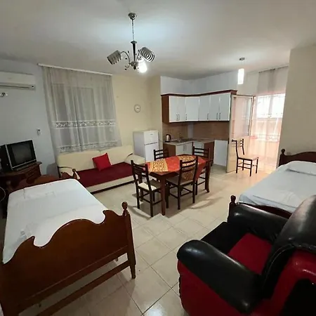 Rezidenca Hasanaj 3 Apartment *